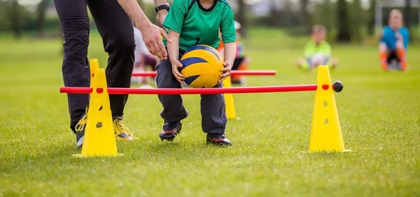 布朗50分怀特29分，凯尔特人146-115击败快船