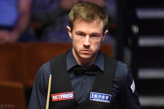 直接把卫冕 直接把卫冕