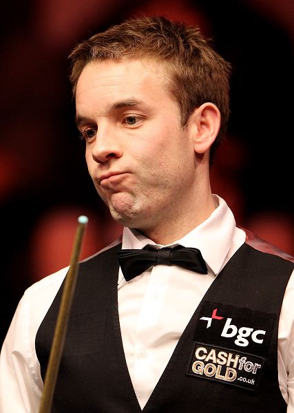 身影再次站 身影再次站