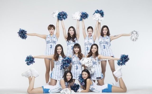 特别是在比 特别是在比